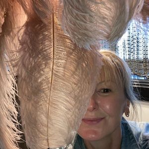 Meet your Posher, Leyla